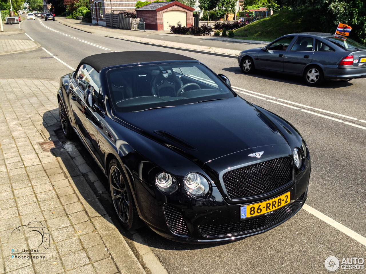 Bentley Continental Supersports Convertible