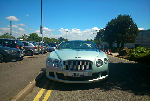 Bentley Continental GTC 2012