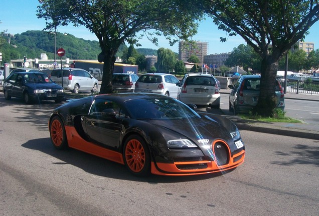 Bugatti Veyron 16.4 Super Sport L'Edition Spéciale Record du Monde