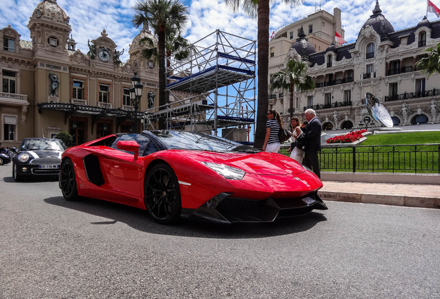 Lamborghini Aventador LP700-4 Roadster MVM Automotive Design