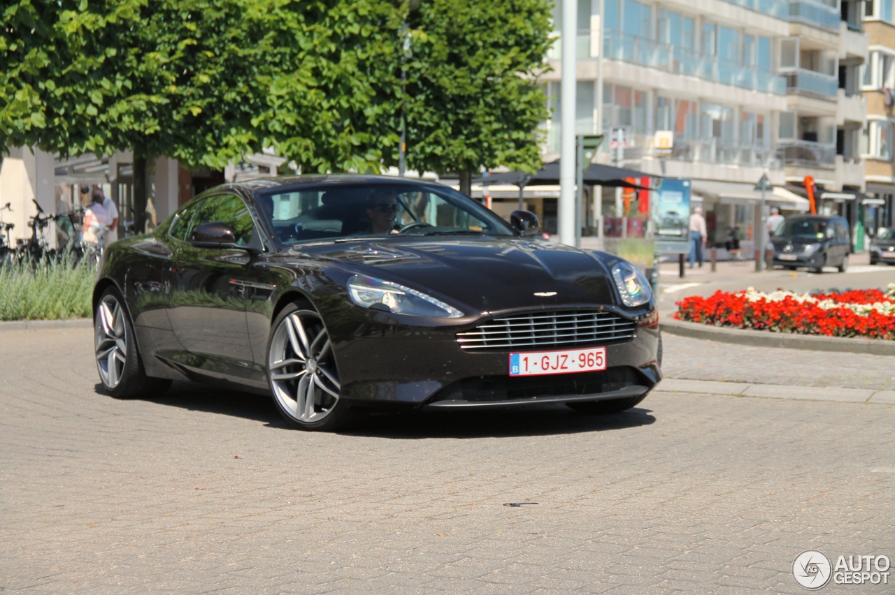 Aston Martin Virage 2011