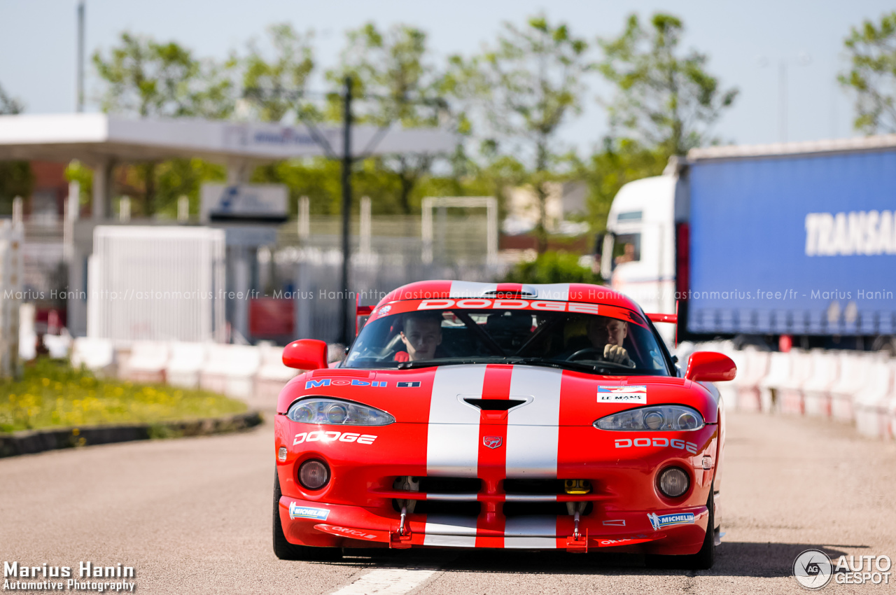 Dodge Viper GTS R