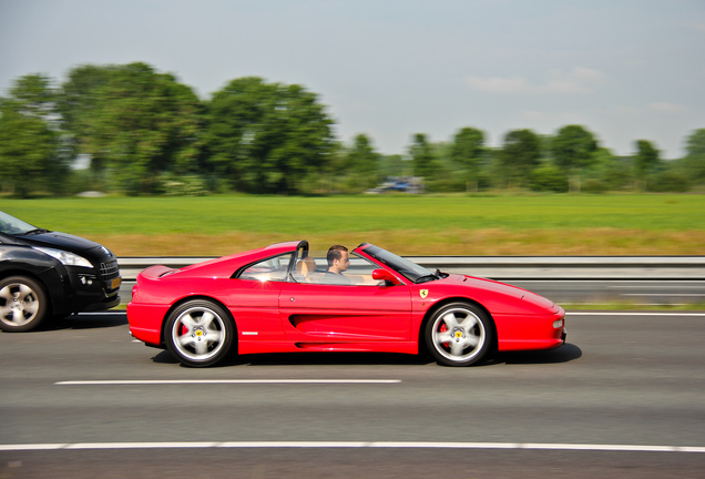 Ferrari F355 GTS