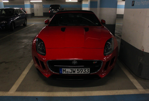 Jaguar F-TYPE S Convertible