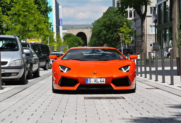 Lamborghini Aventador LP700-4