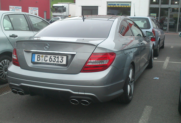 Mercedes-Benz C 63 AMG Coupé