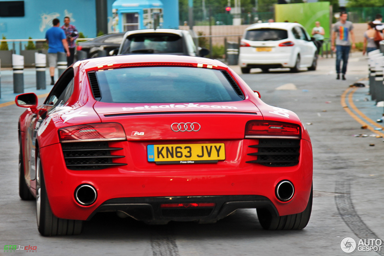 Audi R8 2013