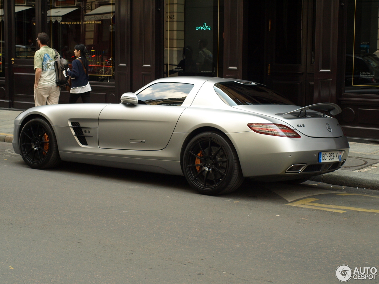 Mercedes-Benz SLS AMG