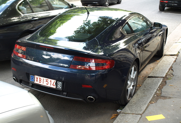 Aston Martin V8 Vantage