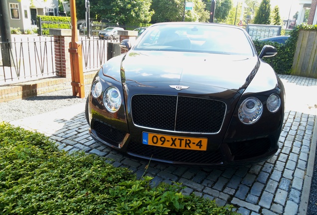 Bentley Continental GTC V8