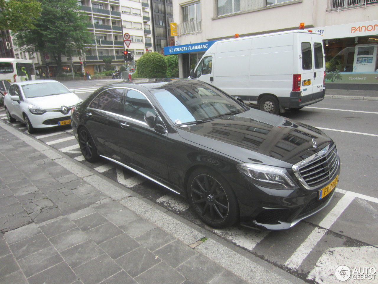 Mercedes-Benz S 63 AMG V222