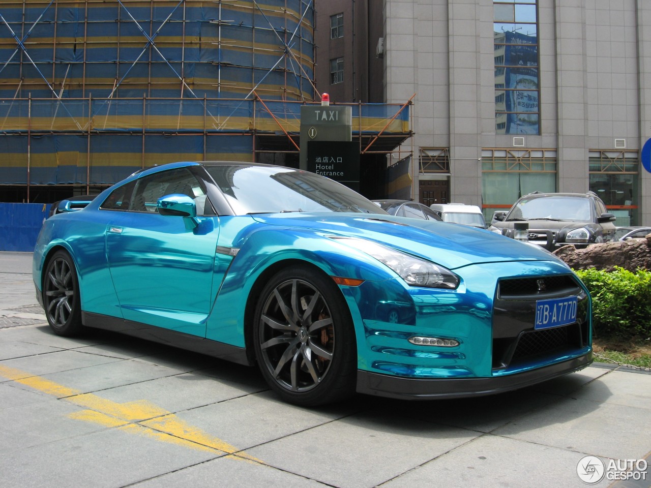 Nissan GT-R 2013