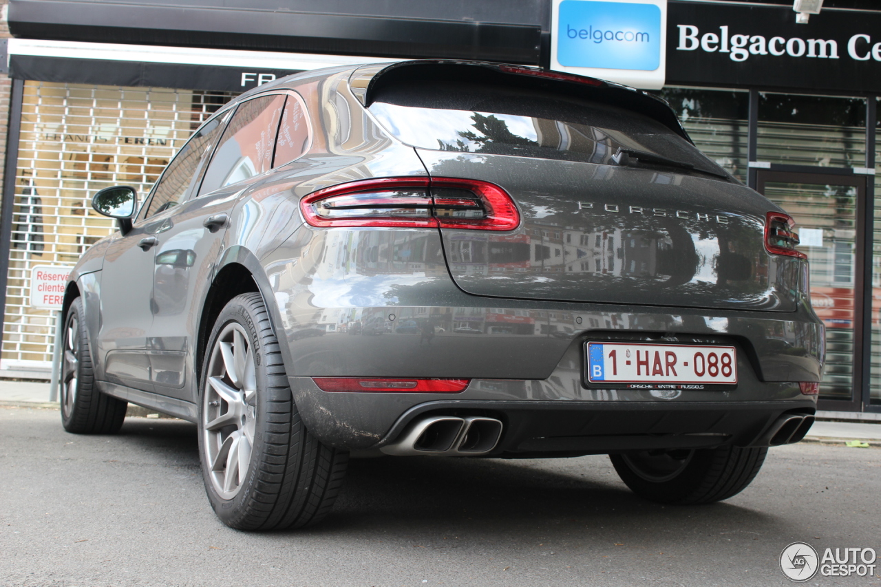 Porsche 95B Macan Turbo