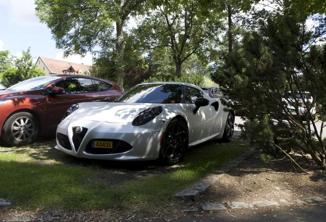 Alfa Romeo 4C Launch Edition