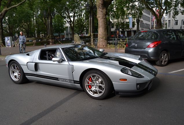 Ford GT