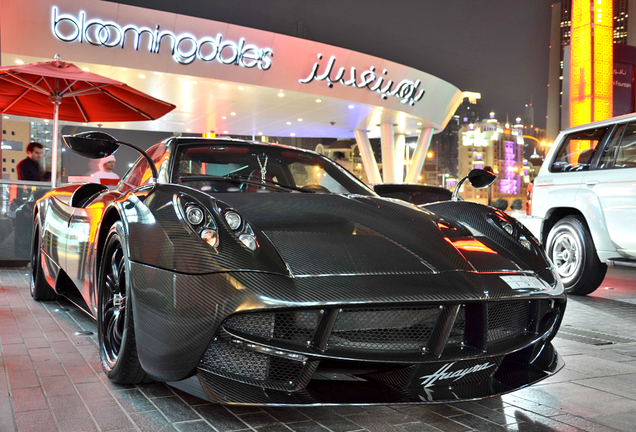 Pagani Huayra Carbon Edition