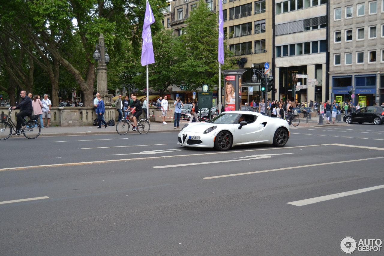 Alfa Romeo 4C Launch Edition