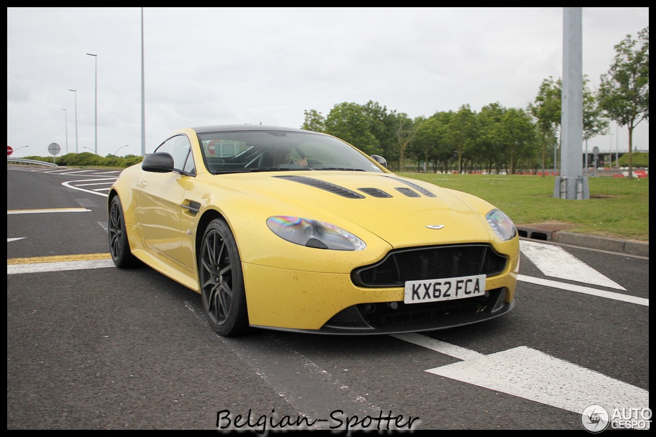 Aston Martin V12 Vantage S