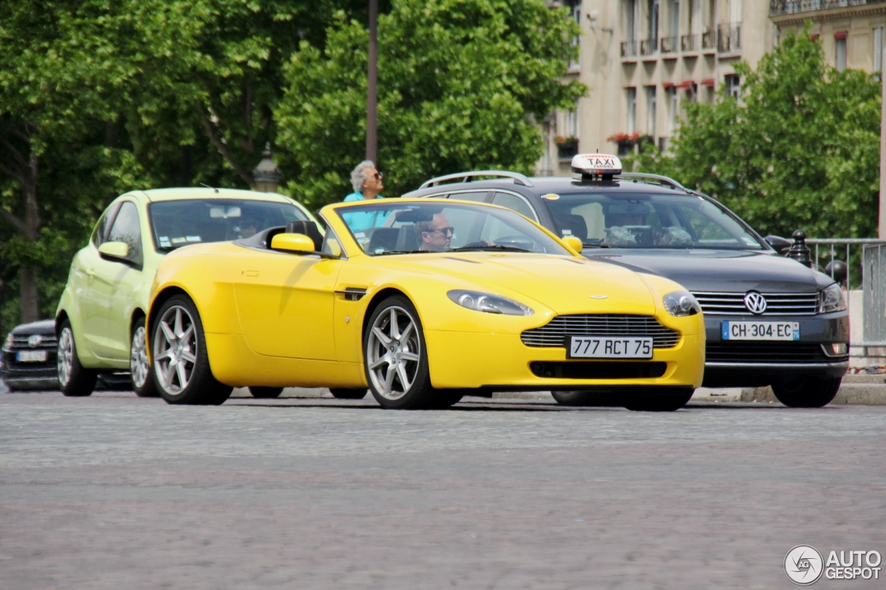 Aston Martin V8 Vantage Roadster