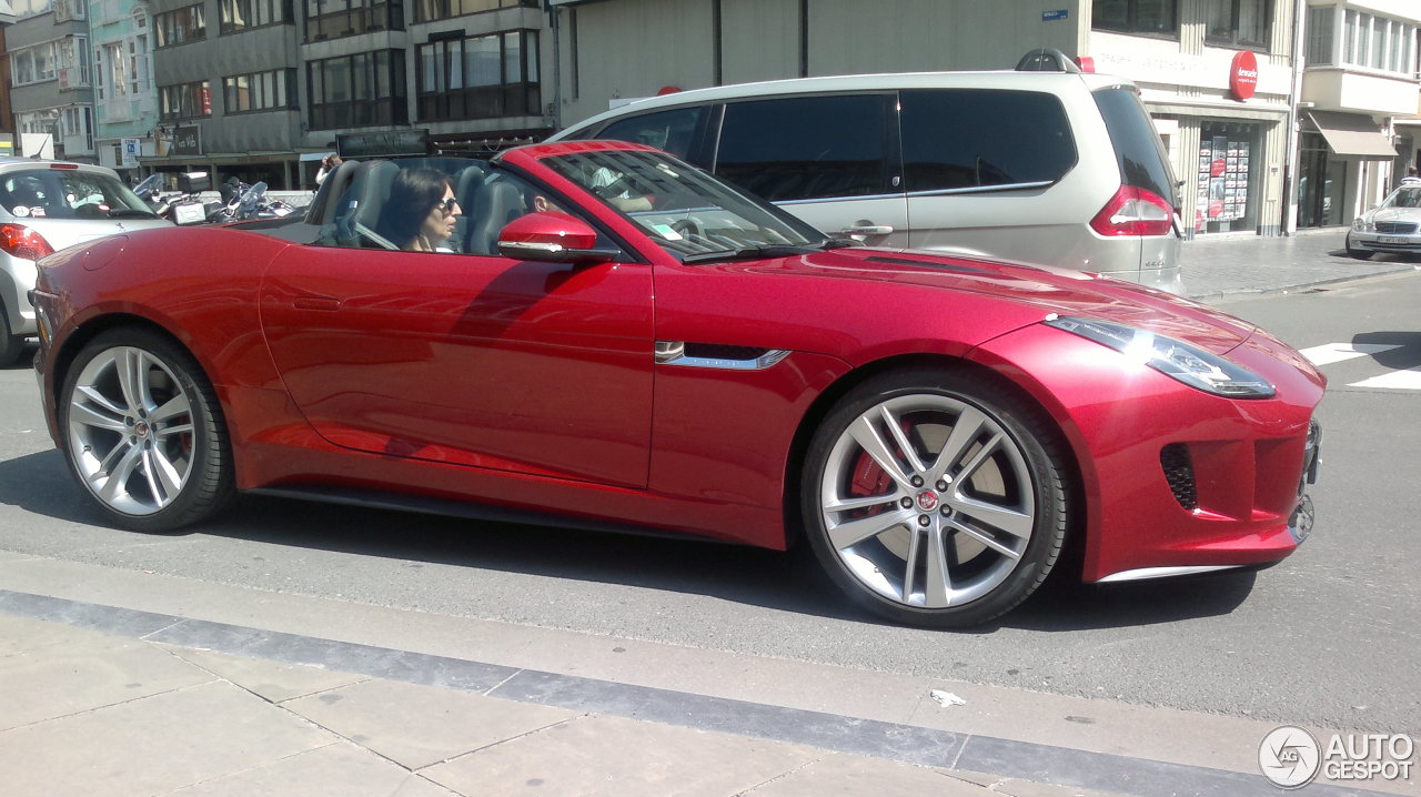 Jaguar F-TYPE S V8 Convertible