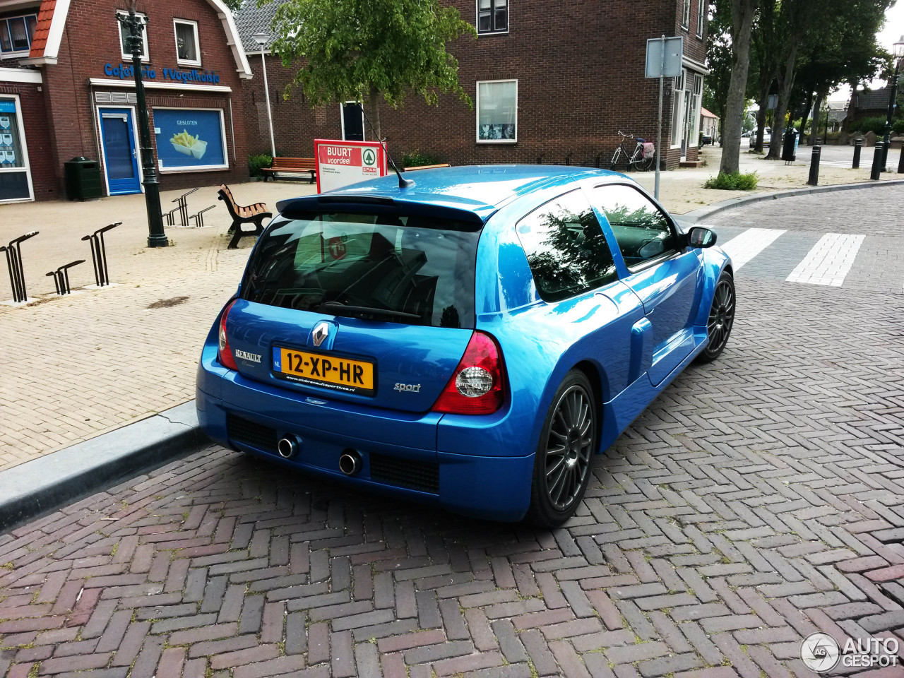 Renault Clio V6 Phase II