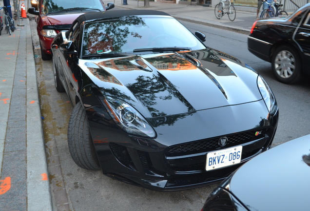 Jaguar F-TYPE S Convertible