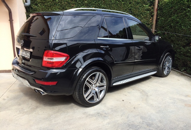 Mercedes-Benz ML 63 AMG W164 2009