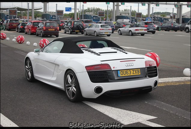 Audi R8 V10 Spyder 2013