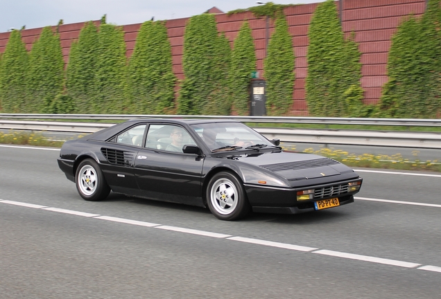 Ferrari Mondial 3.2