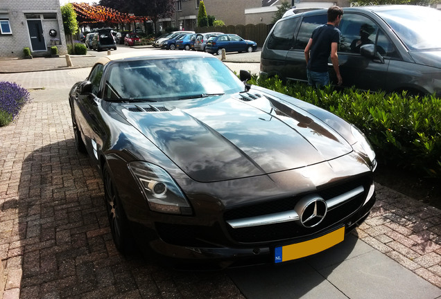 Mercedes-Benz SLS AMG Roadster