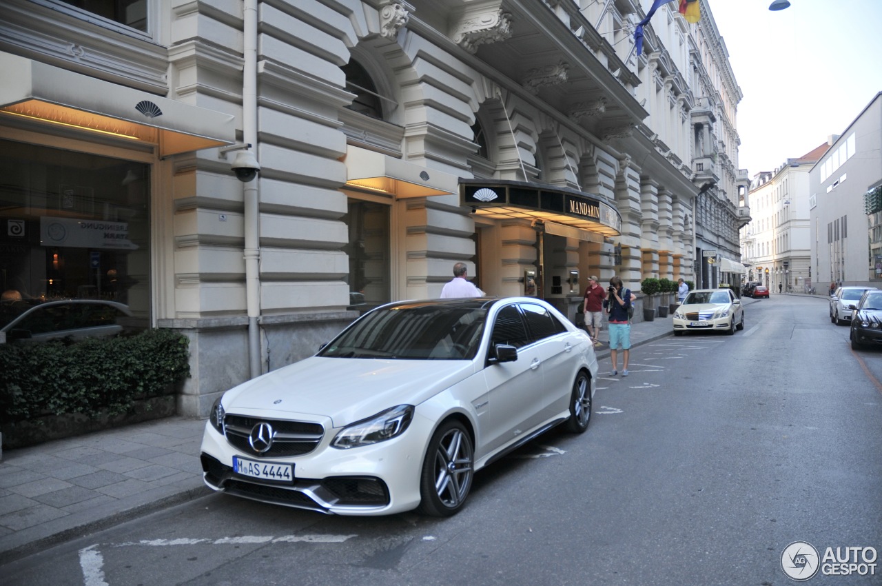 Mercedes-Benz E 63 AMG S W212