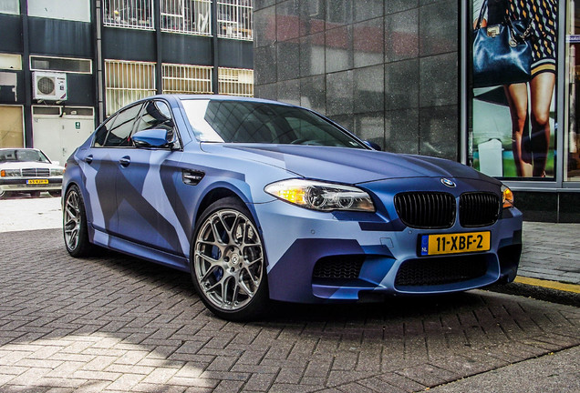 BMW M5 F10 2011