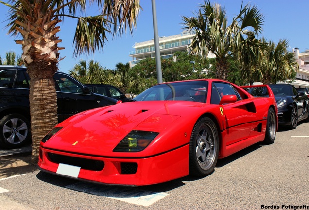 Ferrari F40