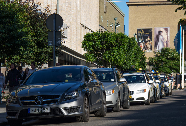 Mercedes-Benz CLS 63 AMG X218 Shooting Brake