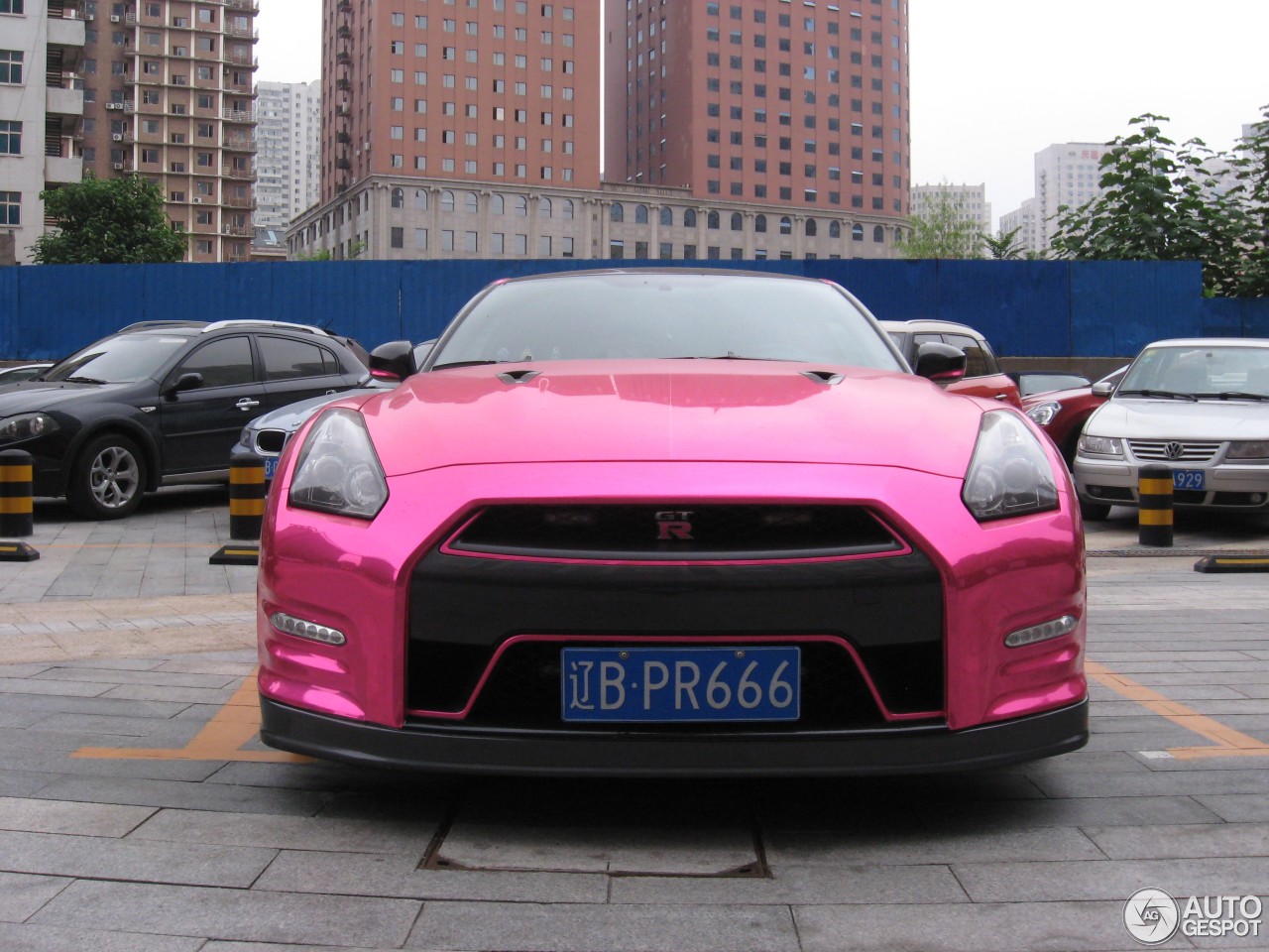 Nissan GT-R 2012