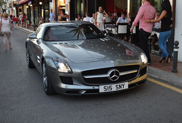 Mercedes-Benz SLS AMG