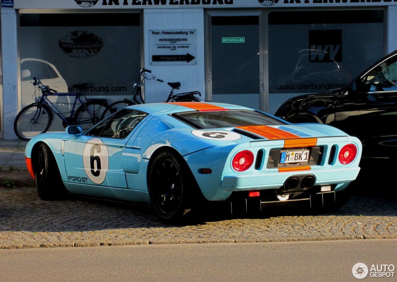 Ford GT Heritage Edition