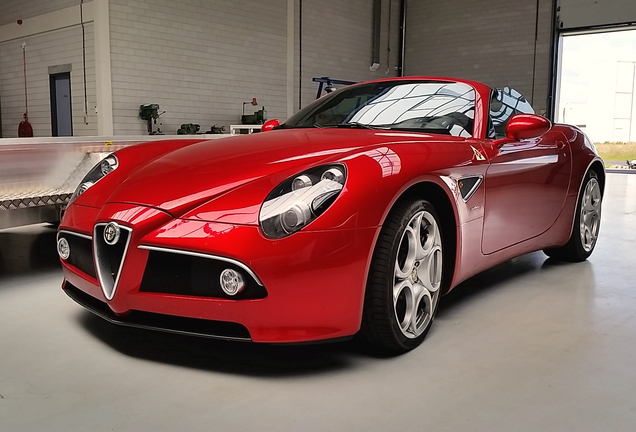 Alfa Romeo 8C Spider