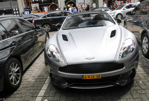 Aston Martin Vanquish 2013