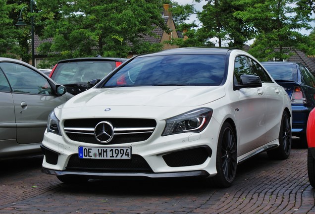 Mercedes-Benz CLA 45 AMG C117