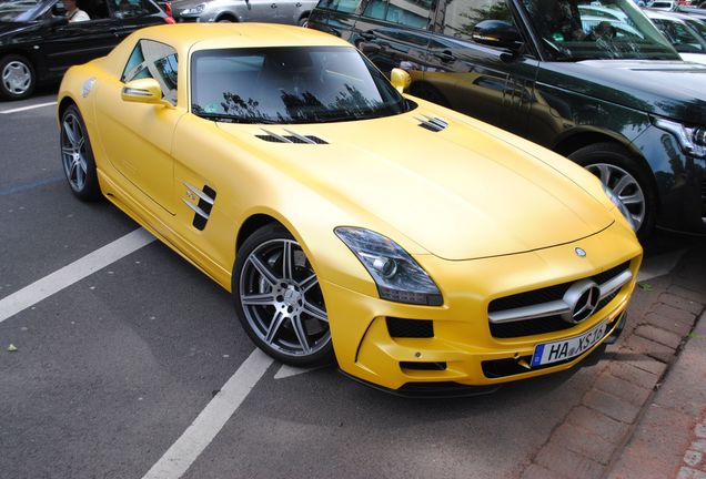 Mercedes-Benz SLS AMG