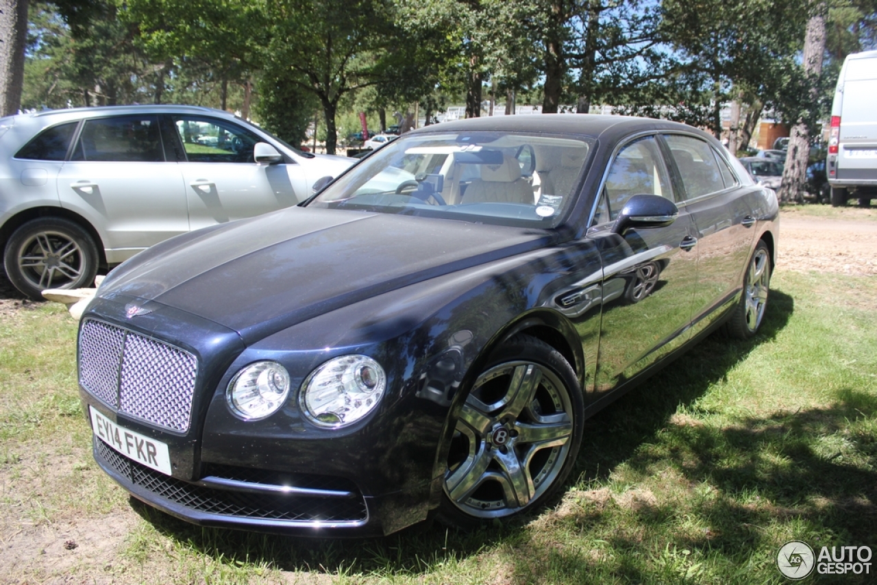 Bentley Flying Spur V8