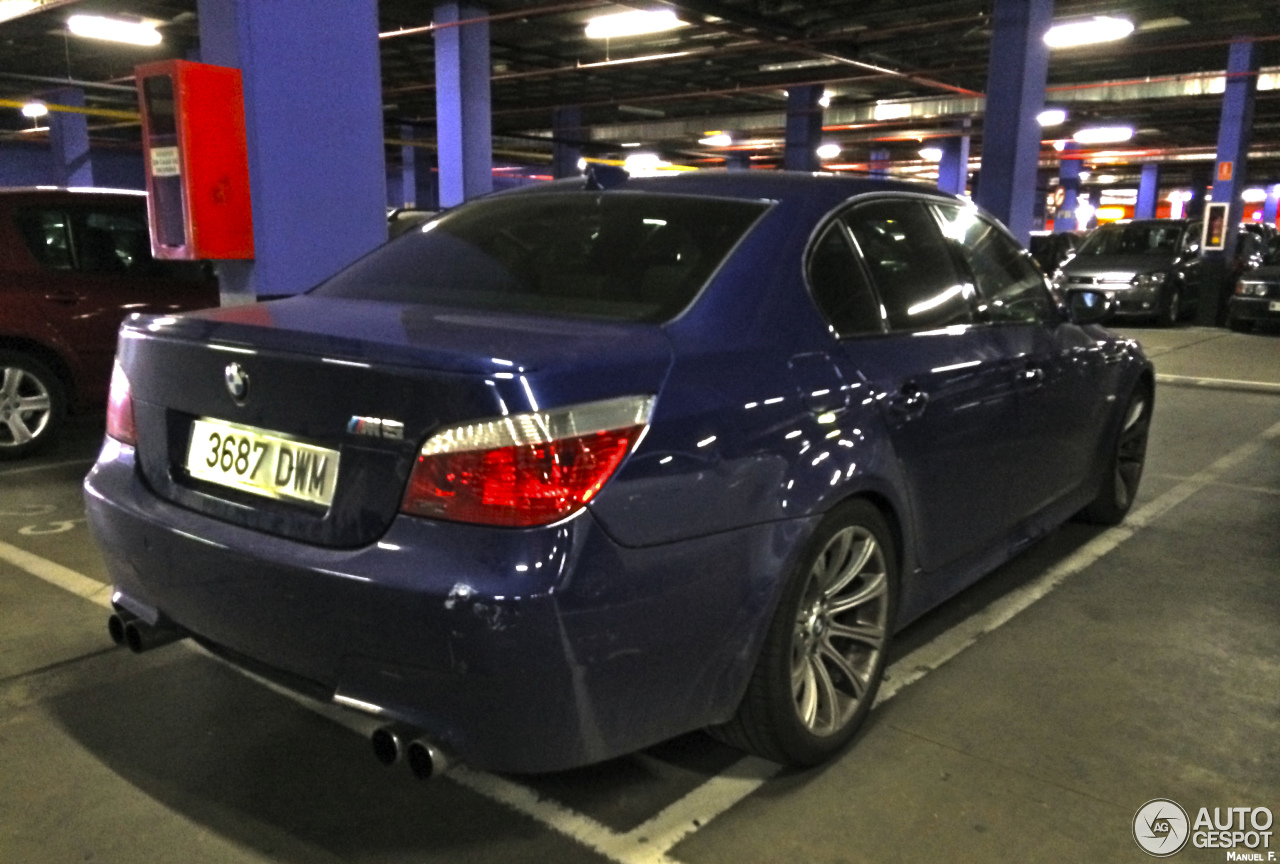 BMW M5 E60 2005