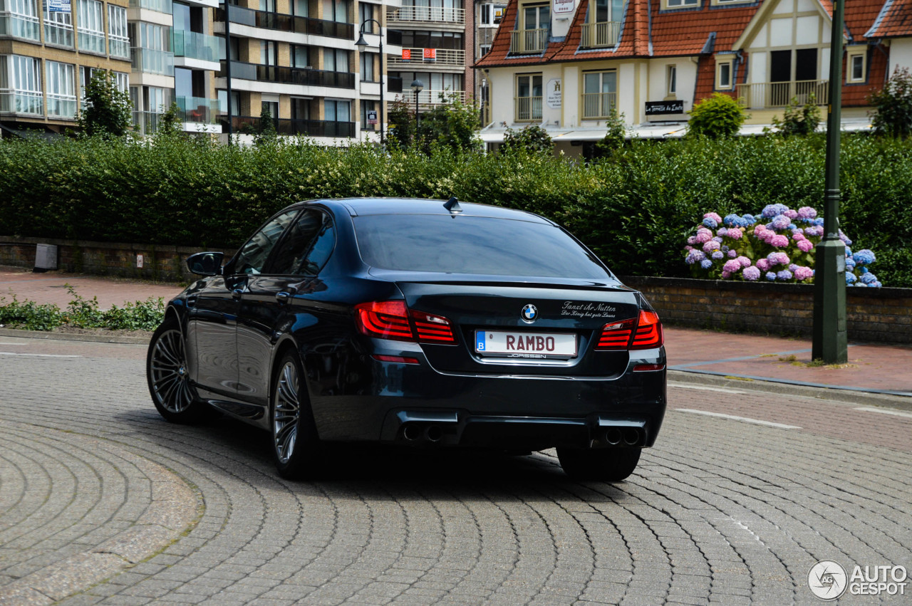 BMW M5 F10 2011