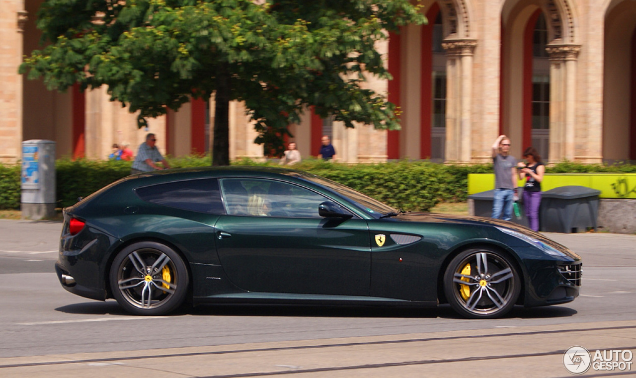 Ferrari FF