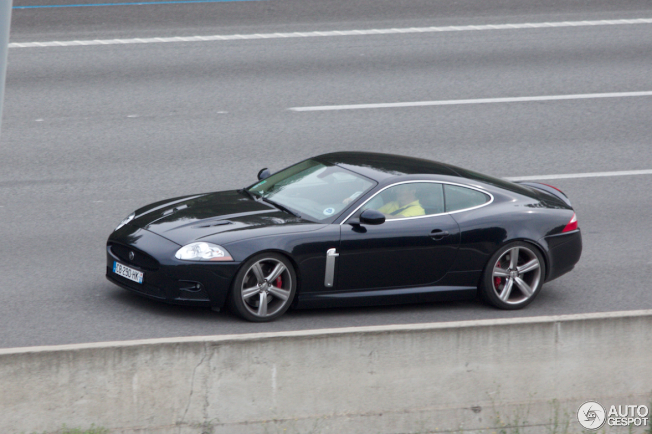 Jaguar XKR Portfolio