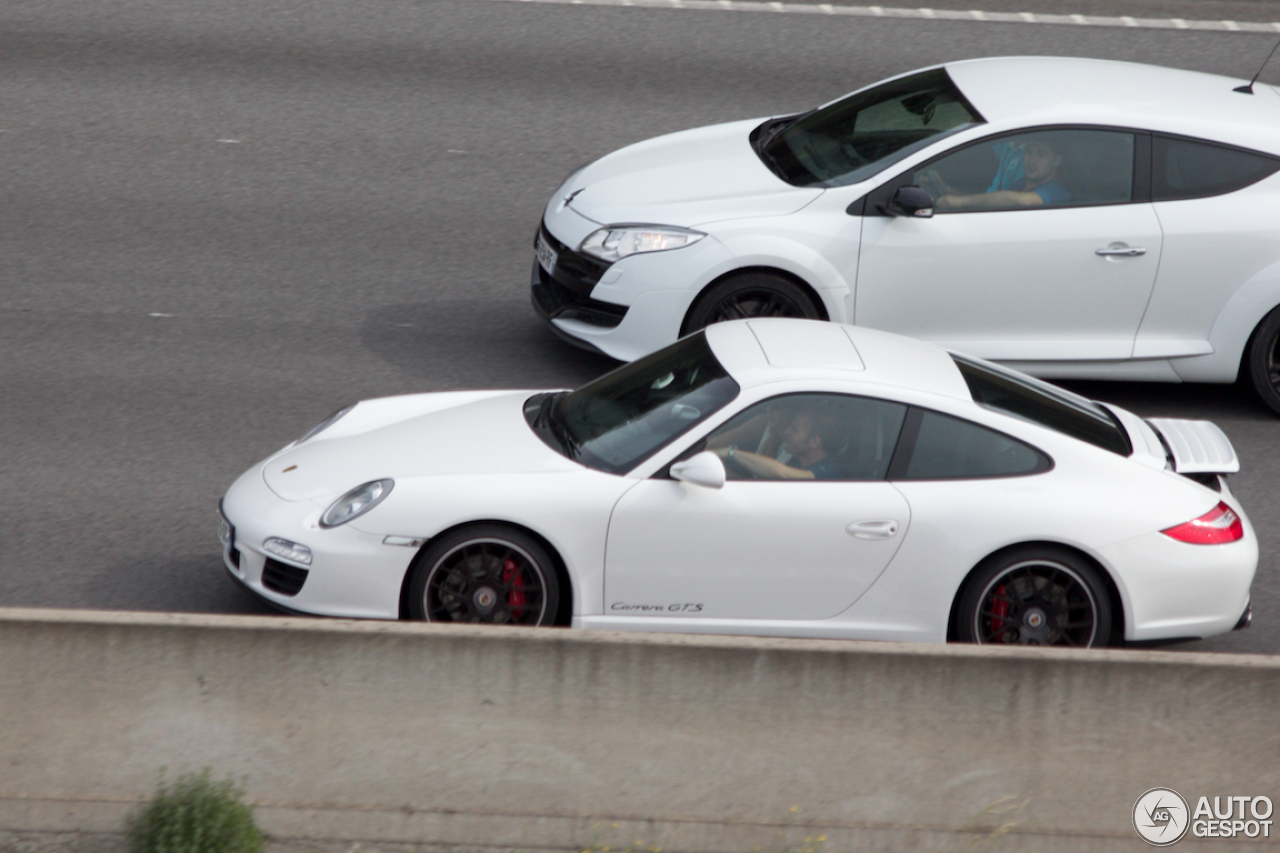 Porsche 997 Carrera GTS