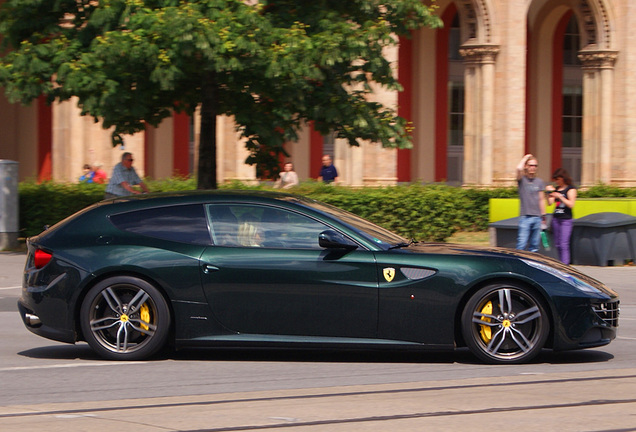 Ferrari FF