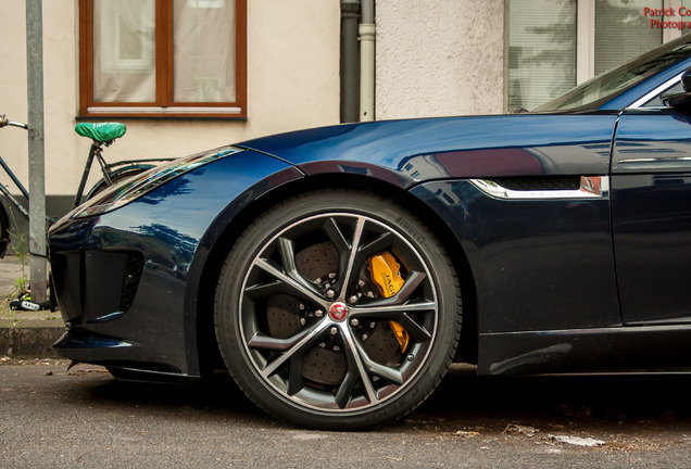 Jaguar F-TYPE R Coupé