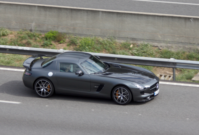 Mercedes-Benz SLS AMG GT Final Edition